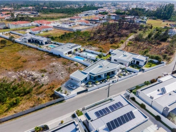 Moradia T3 para Venda em Pataias e Martingança