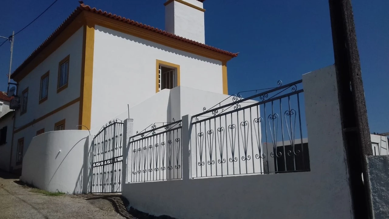 Moradia T5 para Venda em Fontes Foto 2