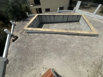 Moradia T5 para Venda em Fontes
