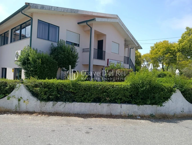 Loja para Arrendamento em Faíl e Vila Chã de Sá Foto 5