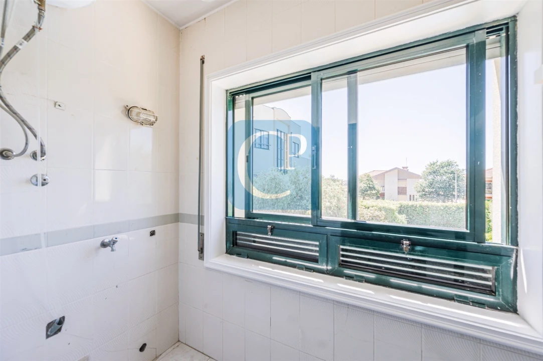 Apartamento T3 para Arrendamento em Gulpilhares e Valadares Foto 8