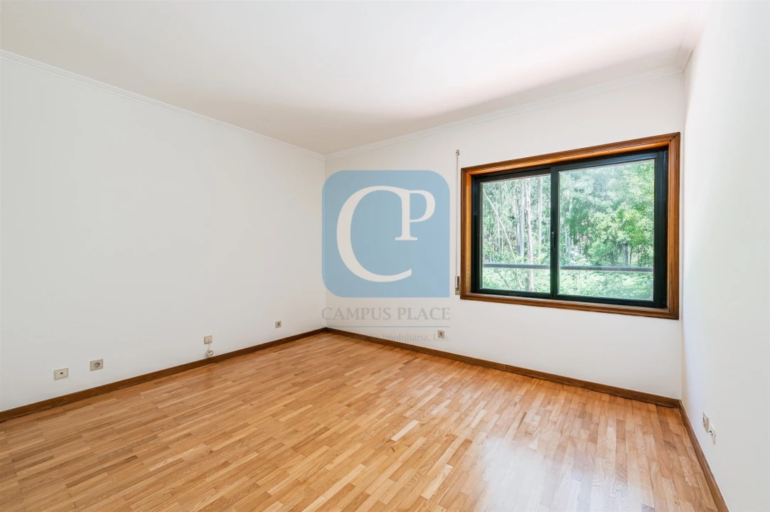 Apartamento T3 para Arrendamento em Gulpilhares e Valadares Foto 16