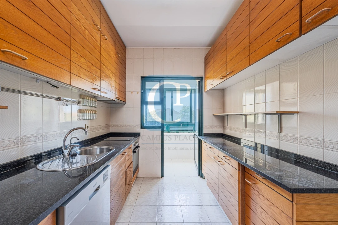 Apartamento T3 para Arrendamento em Gulpilhares e Valadares Foto 7