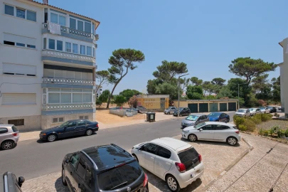 Apartamento T3 para Venda em Carcavelos e Parede