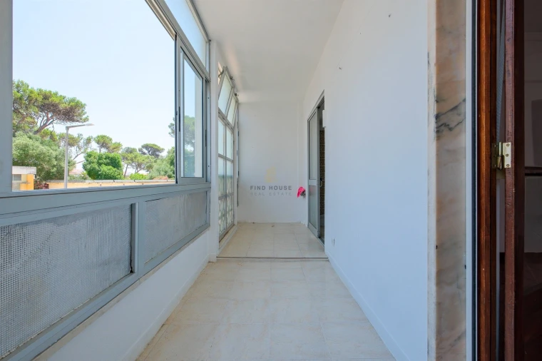 Apartamento T3 para Venda em Carcavelos e Parede Foto 6