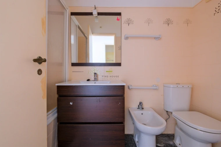 Apartamento T3 para Venda em Carcavelos e Parede Foto 15