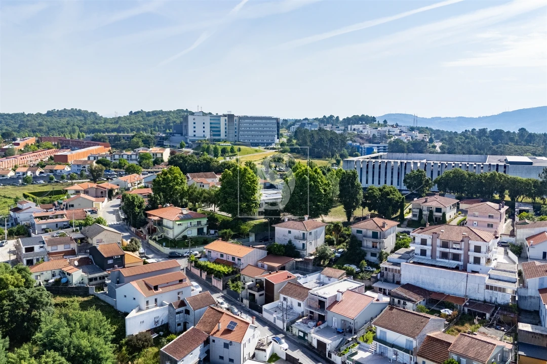 Moradia T3 para Venda em São Vitor (Braga) Foto 3