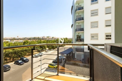 Apartamento T4 para Venda em Corroios