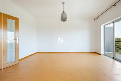 Apartamento T4 para Venda em Corroios