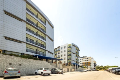 Apartamento T4 para Venda em Corroios
