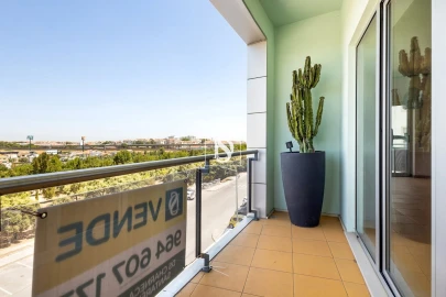 Apartamento T4 para Venda em Corroios
