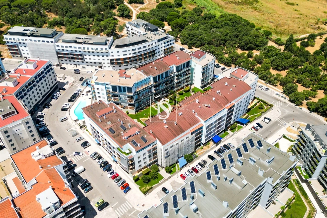 Apartamento T4 para Venda em Corroios Foto 33