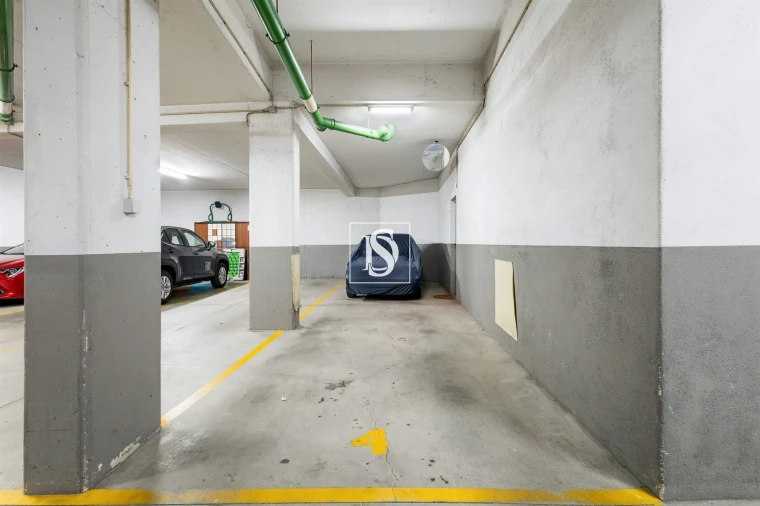 Apartamento T4 para Venda em Corroios Foto 25