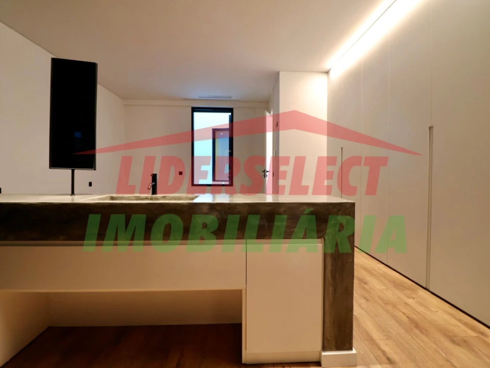 Apartamento T3 para Venda em Lourinhã e Atalaia Foto 15