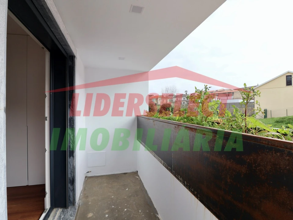 Moradia T3 para Venda em Ribamar Foto 28