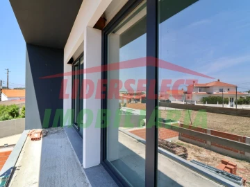 Moradia T4 para Venda em Silveira
