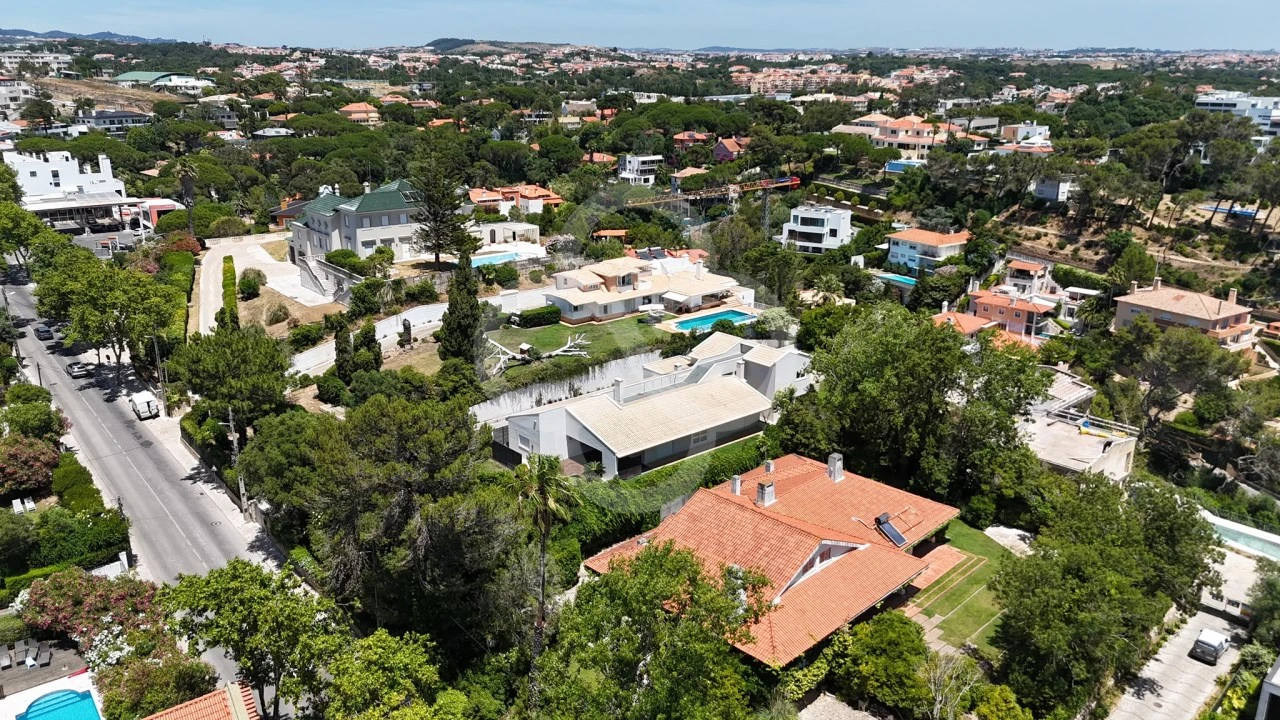 Moradia T6 para Venda em Cascais e Estoril Foto 38