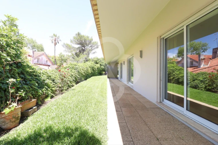 Moradia T6 para Venda em Cascais e Estoril Foto 31
