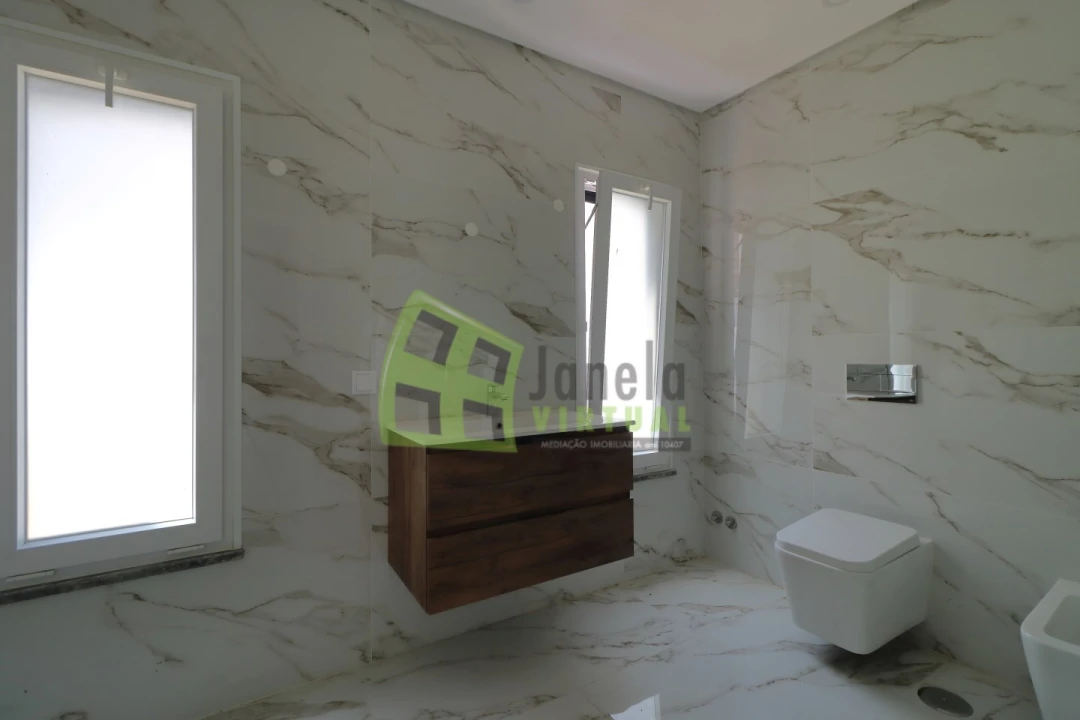 Moradia T5 para Venda em Azeitão (São Lourenço e São Simão) Foto 17