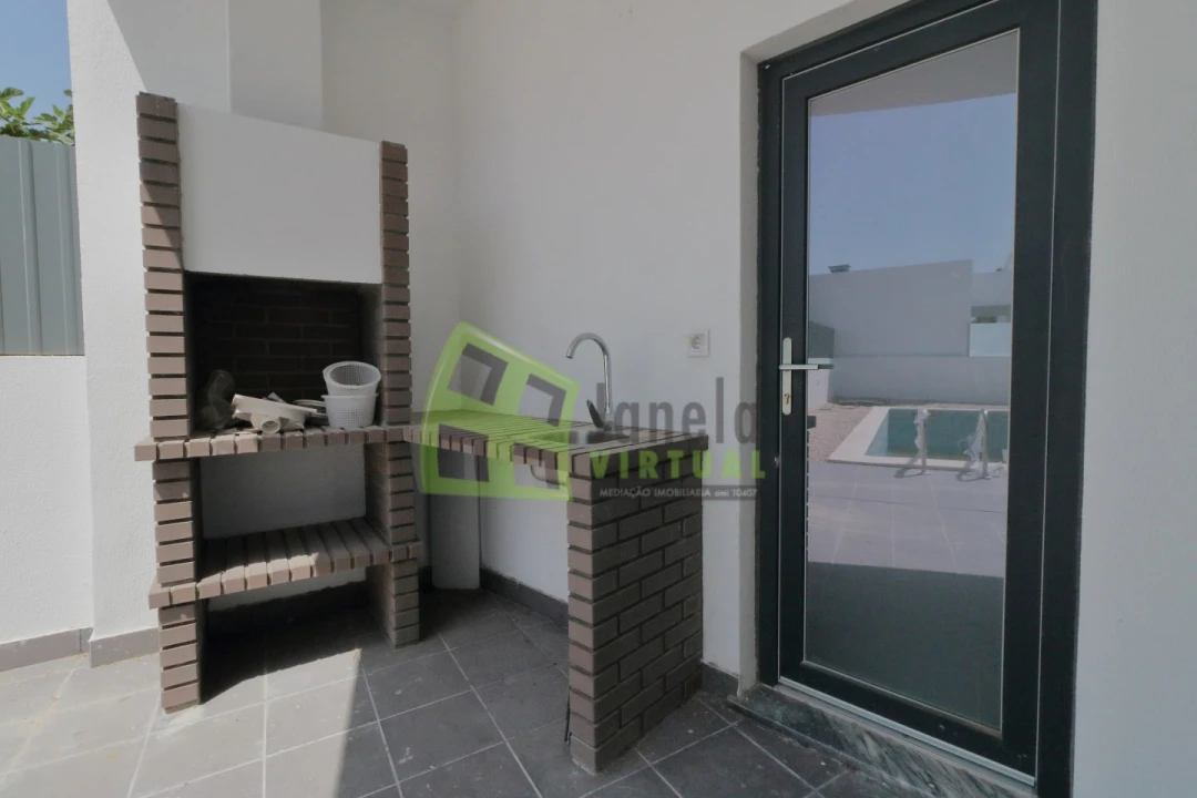 Moradia T5 para Venda em Azeitão (São Lourenço e São Simão) Foto 29