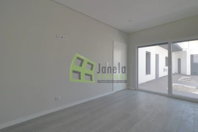Moradia T5 para Venda em Azeitão (São Lourenço e São Simão)