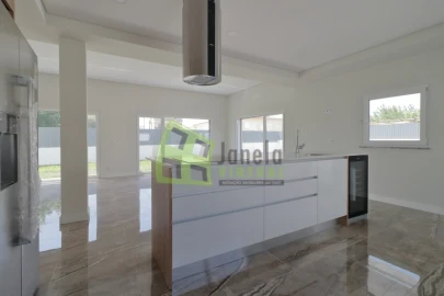Moradia T5 para Venda em Azeitão (São Lourenço e São Simão)