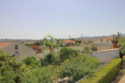 Moradia T5 para Venda em Azeitão (São Lourenço e São Simão)