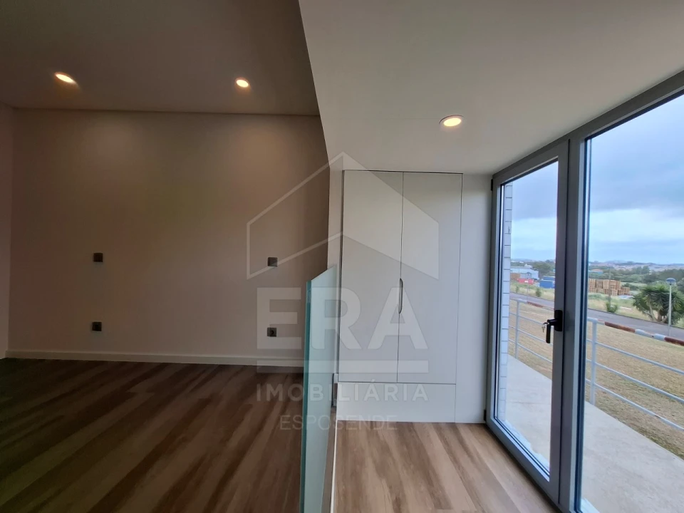 Apartamento T3 para Venda em Rio Tinto Foto 11