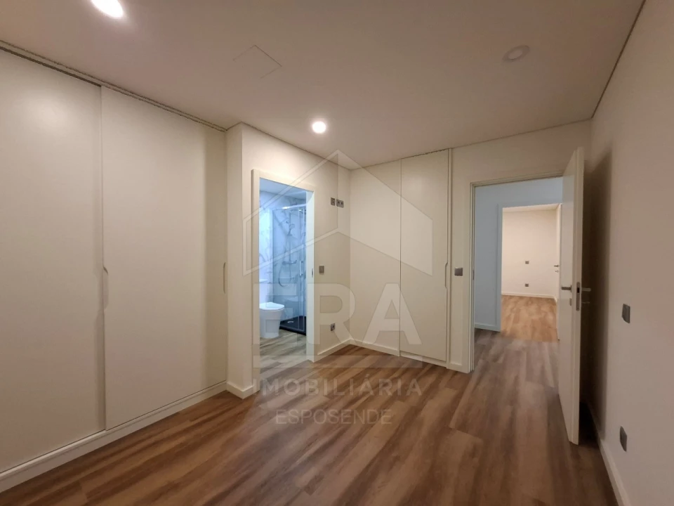 Apartamento T3 para Venda em Rio Tinto Foto 22