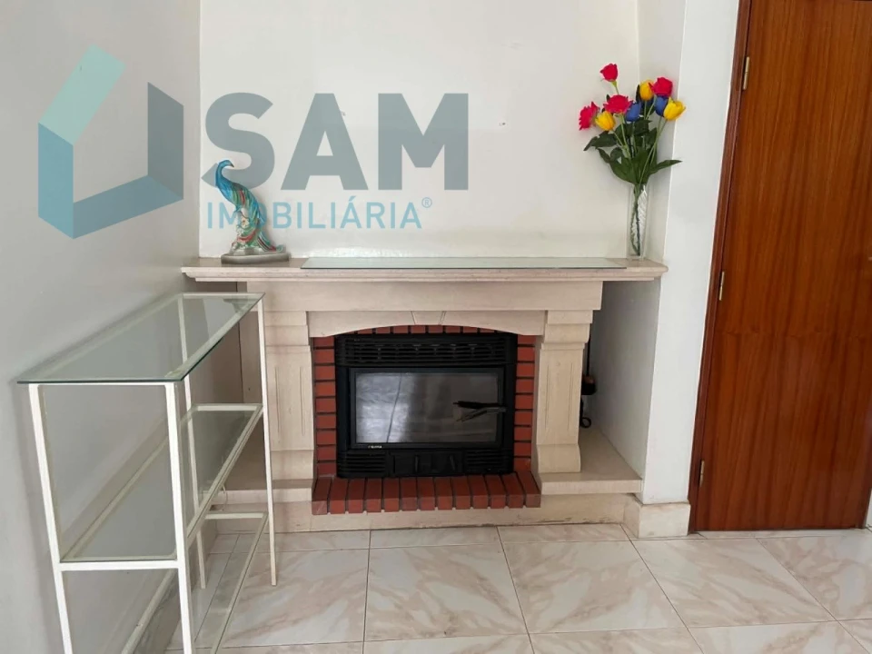 Moradia T4 para Venda em Santa Iria de Azoia, São João da Talha e Bobadela Foto 6