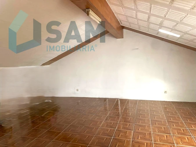 Moradia T4 para Venda em Santa Iria de Azoia, São João da Talha e Bobadela Foto 22