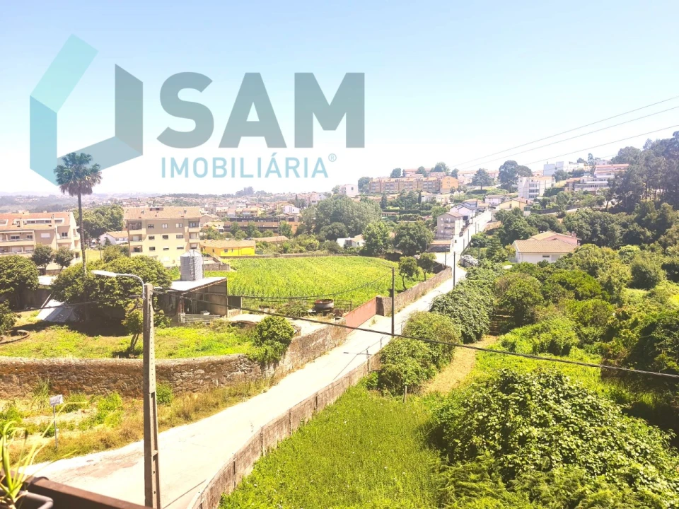 Apartamento T4 para Venda em Oliveira do Douro Foto 24