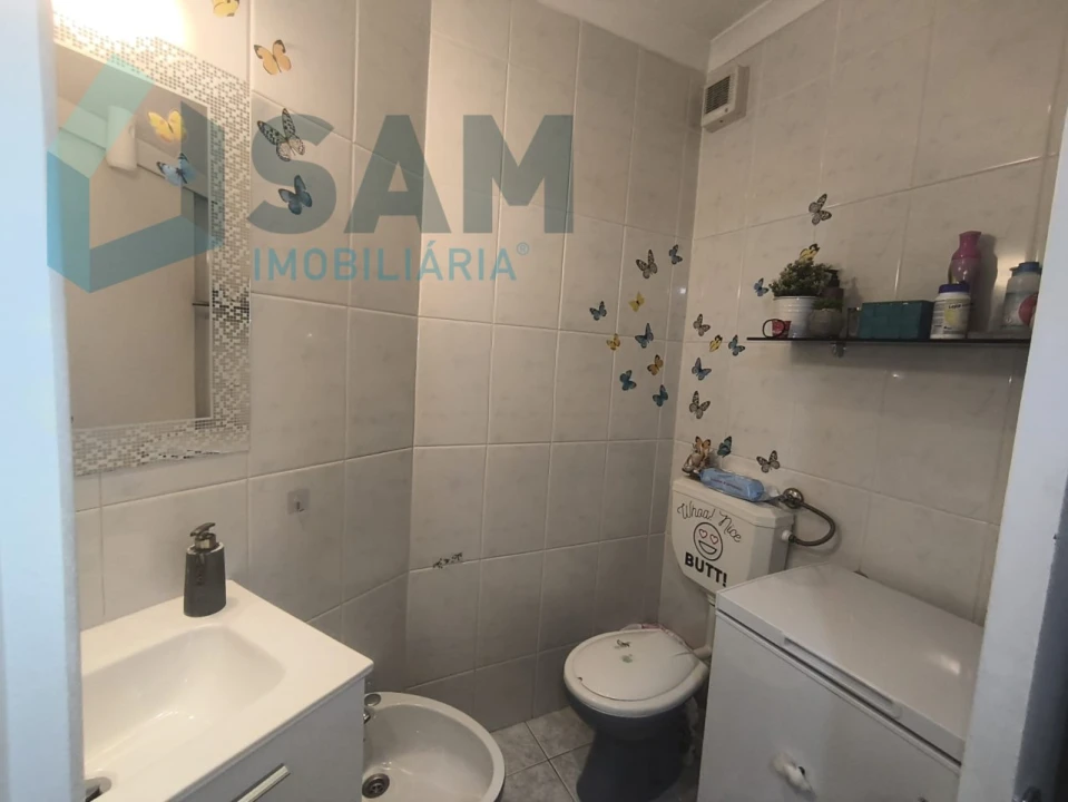 Apartamento T4 para Venda em Oliveira do Douro Foto 20