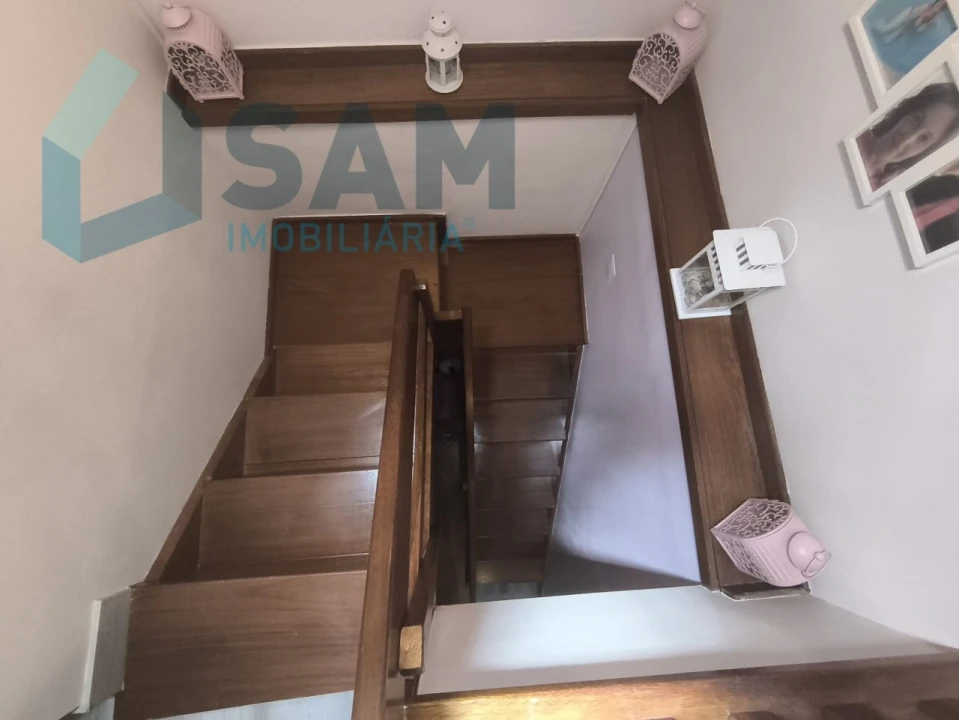 Apartamento T4 para Venda em Oliveira do Douro Foto 25