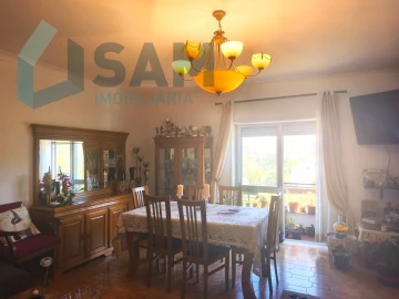Apartamento T4 para Venda em Oliveira do Douro