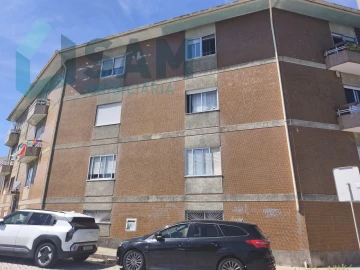 Apartamento T4 para Venda em Oliveira do Douro