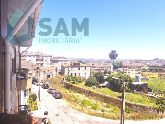Apartamento T4 para Venda em Oliveira do Douro Foto 22