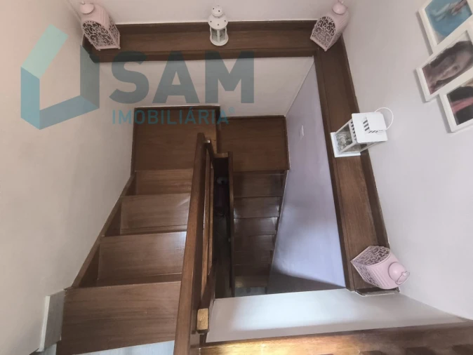 Apartamento T4 para Venda em Oliveira do Douro Foto 25