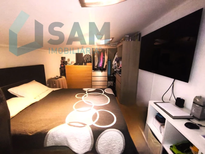 Apartamento T4 para Venda em Oliveira do Douro Foto 29