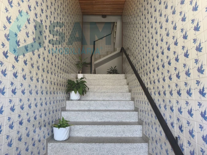 Apartamento T4 para Venda em Oliveira do Douro Foto 36
