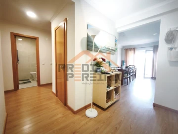 Apartamento T3 para Venda em Sesimbra (Santiago)