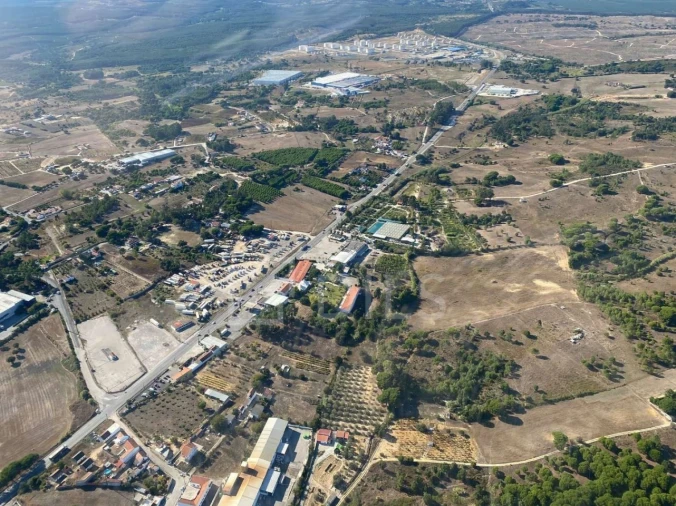 Armazém para Arrendamento em Aveiras de Cima Foto 9