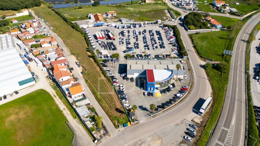Armazém para Venda em Aveiras de Cima