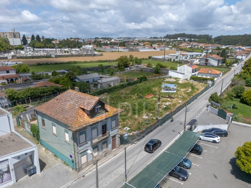 Terreno para Venda em Moreira Foto 7