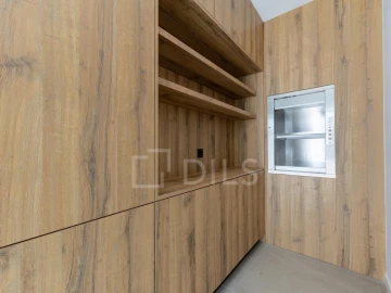 Moradia T4 para Venda em Quarteira