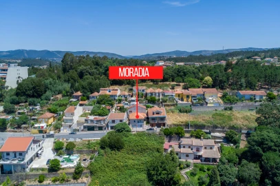 Moradia T4 para Venda em Foz do Sousa e Covelo