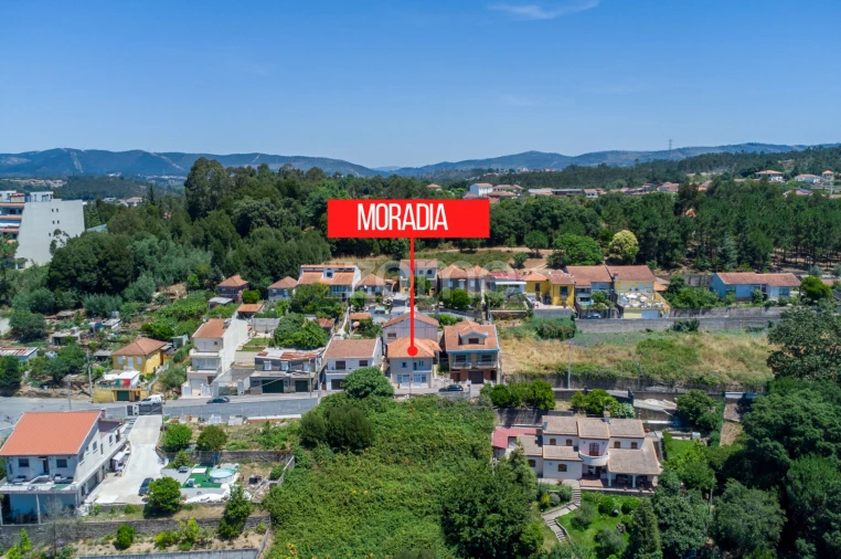 Moradia T4 para Venda em Foz do Sousa e Covelo Foto 52