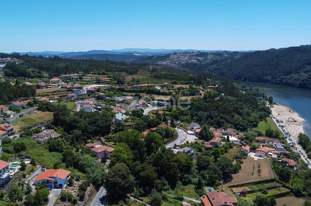 Moradia T4 para Venda em Foz do Sousa e Covelo Foto 53