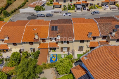 Moradia T4 para Venda em Caires