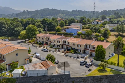 Moradia T4 para Venda em Caires
